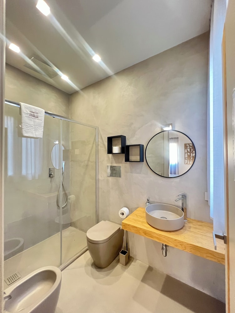 Atenea Palace Luxury Rooms