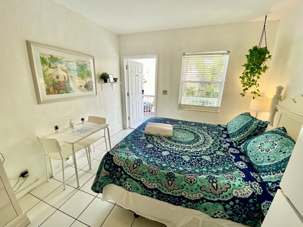 Southwinds 8 for 2 Steps to Beach Boardwalk