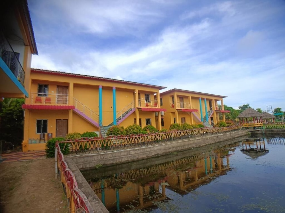 CHUTI BEACH REOSORT