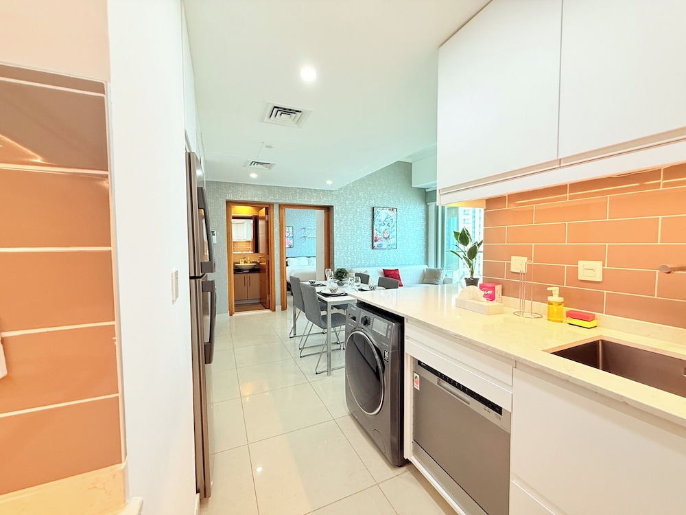 Continental Apartments by CEG Group