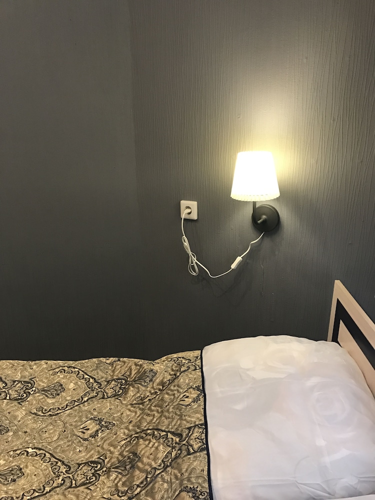 4ROOM