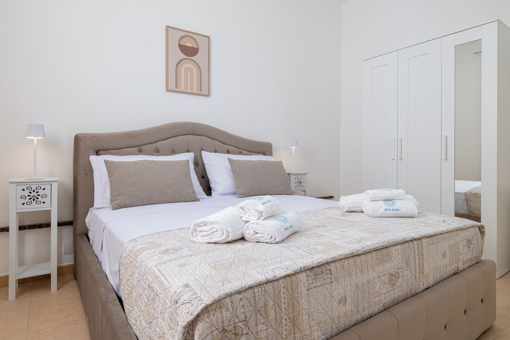 Deva Room