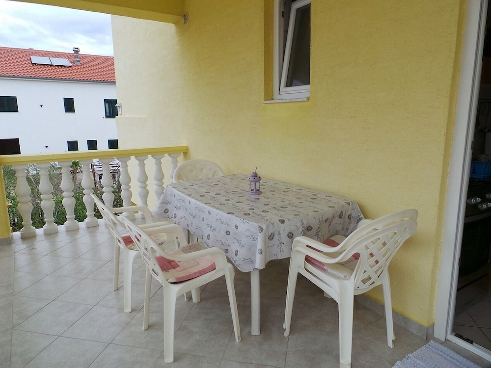 Draga - big Terrace Apartment - A2 view 3
