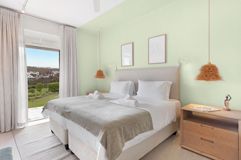 Winelands Golf Lodges at De Zalze
