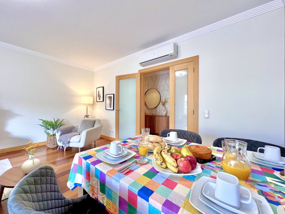 Albufeira Modern 7 by Homing