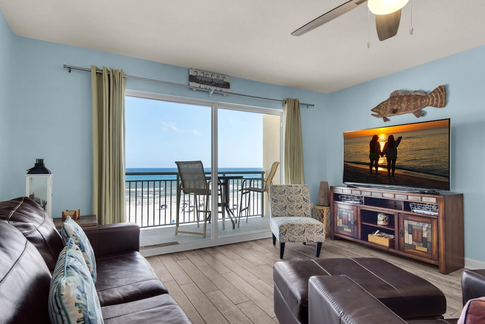 Pelican Isle 411