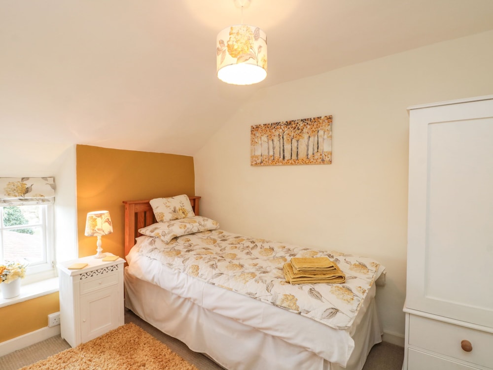 12 Castlegate view 2