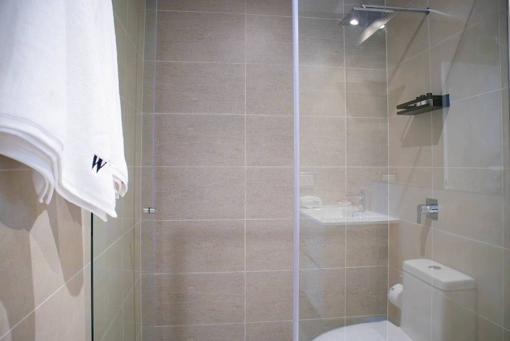 Majestic 2BR With Modern Pool in Miraflores