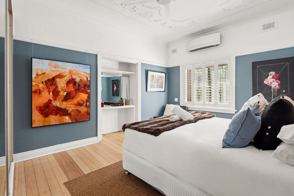 Superb 2-bed Apartment Facing Rose Bay Marina