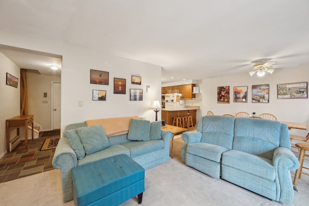 Chatiemac 42F - Quiet & Cozy 3-Bedroom Retreat 3 Townhouse by The Summit at Gore Mountain