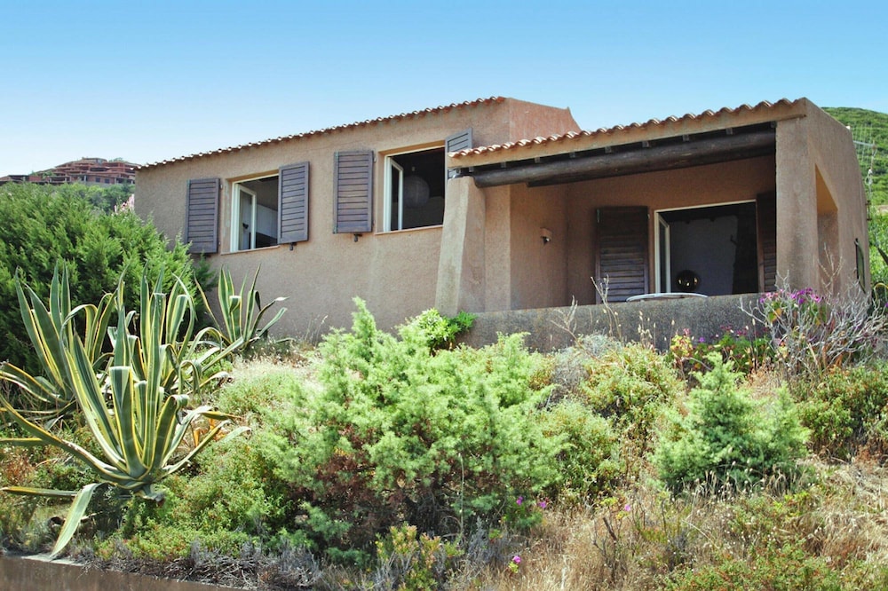 Holiday Home in Sardinia Near Red Cliffs photo 5