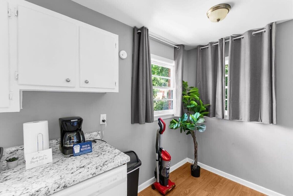 Broadmoor Bungalow - Both Units