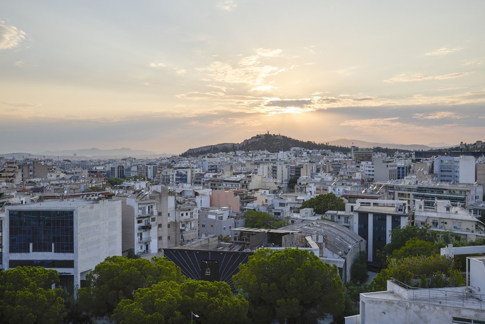LIV - Terrasses de l Acropole