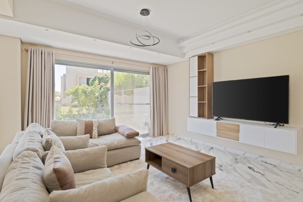 villa with garden in palm hills compound