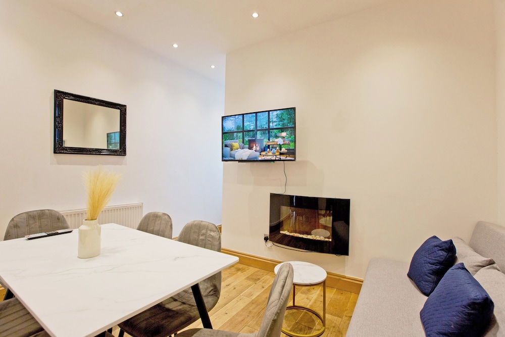 Imperial Earls Court Apartments