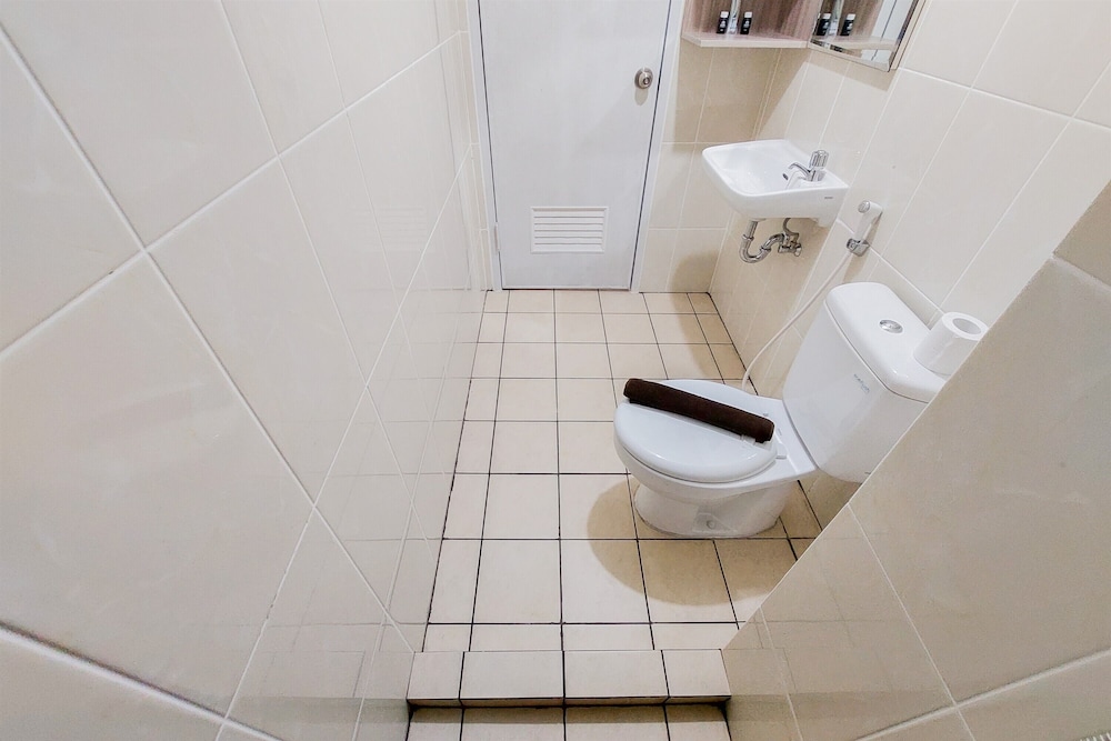 Comfort Living And Homey 2Br Apartment M-Town Residence