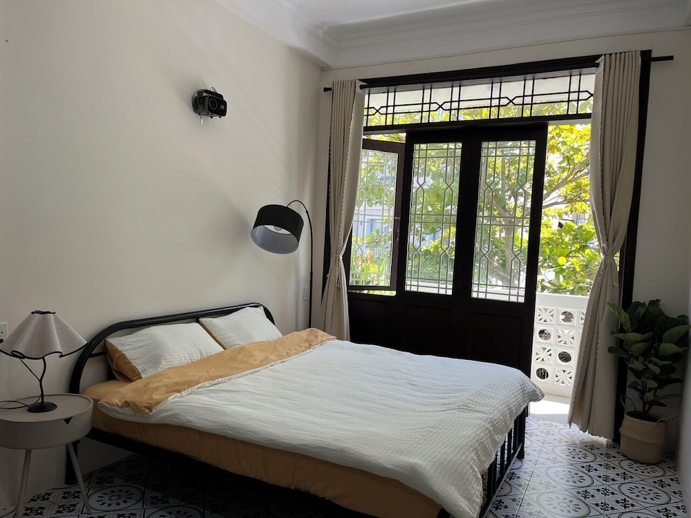 Lanni House