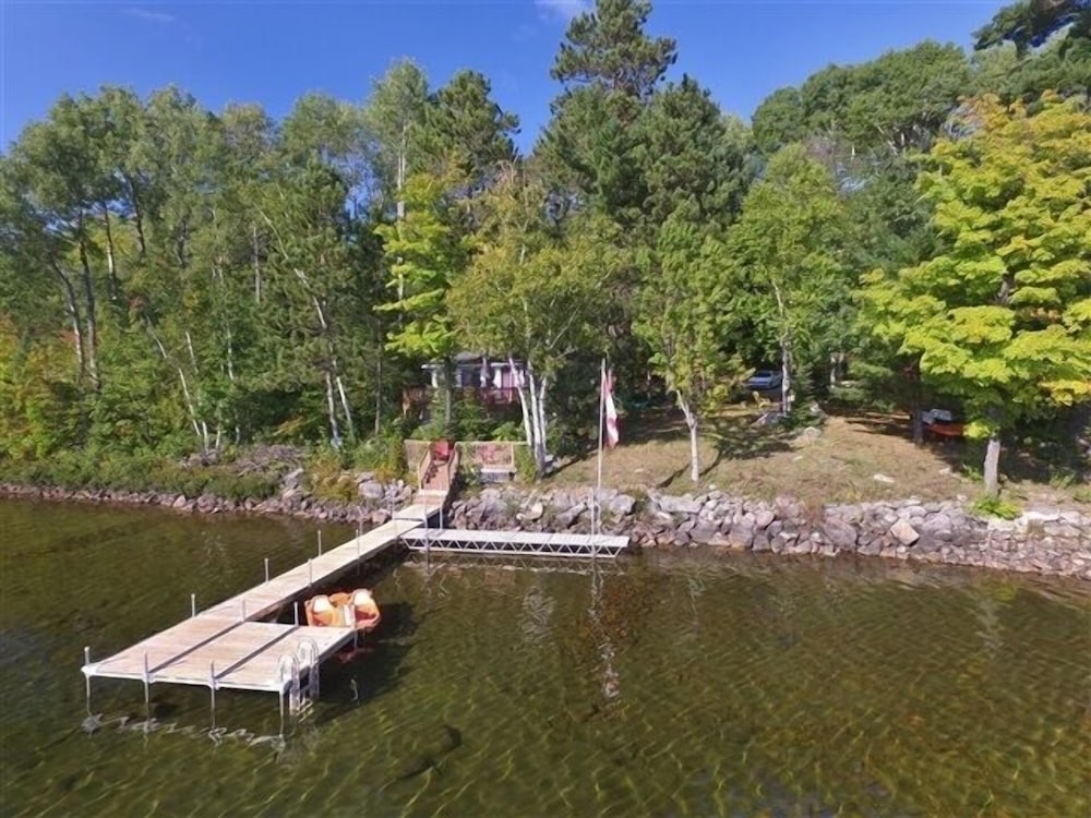 416 Papineau Lake 2 Bedroom Cottage