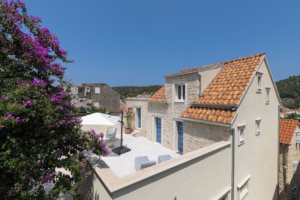 Villa Maja Aurelia in the Centre- Romantic studio apartment