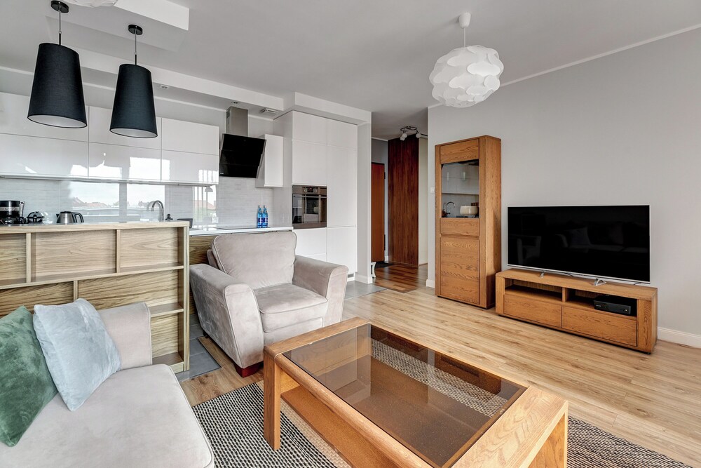 Aura - Riverside & Parking by Downtown Apartments