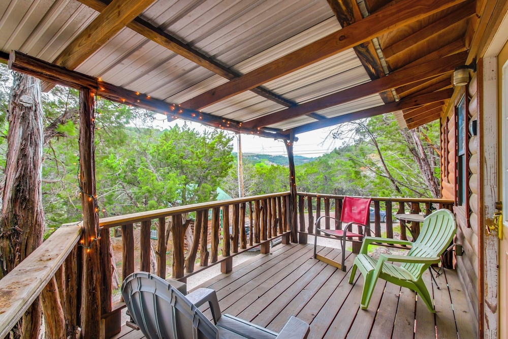 Cedar Falls Cabins #6: Hillside w/ Views!