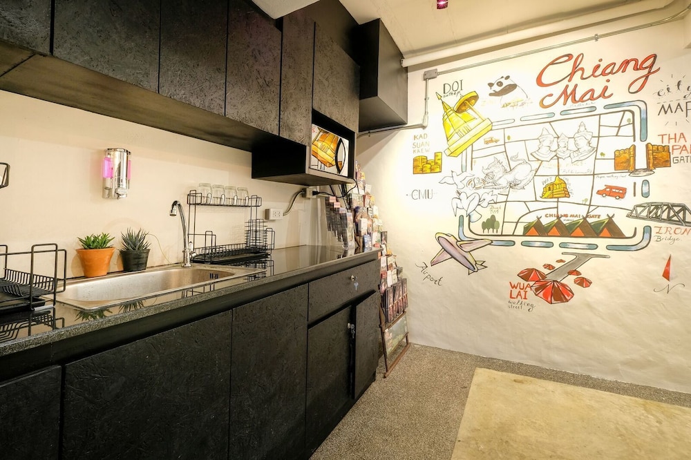 Salee Hostel