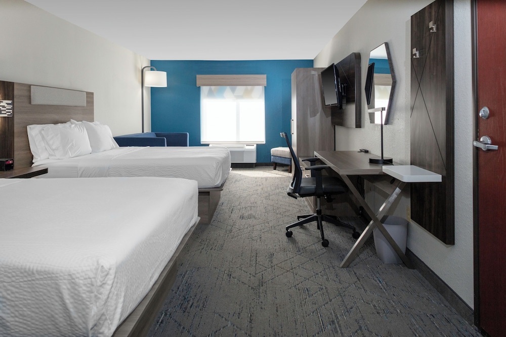 Roanoke Rapids Vacations - Holiday Inn Express  Suites Roanoke Rapids SE, an IHG Hotel - Property Image 15