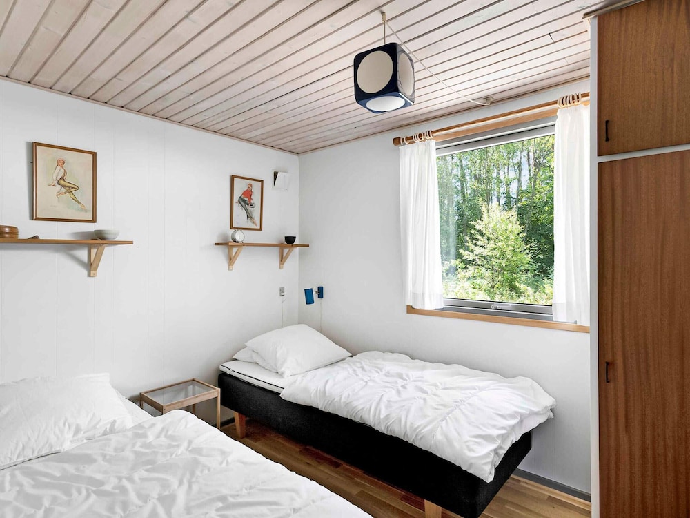 5 Star Holiday Home in Aakirkeby
