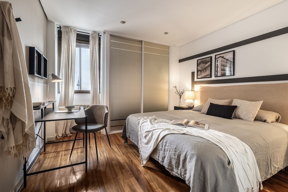 Lineal - 2 Bedrooms and Balcony in Goya