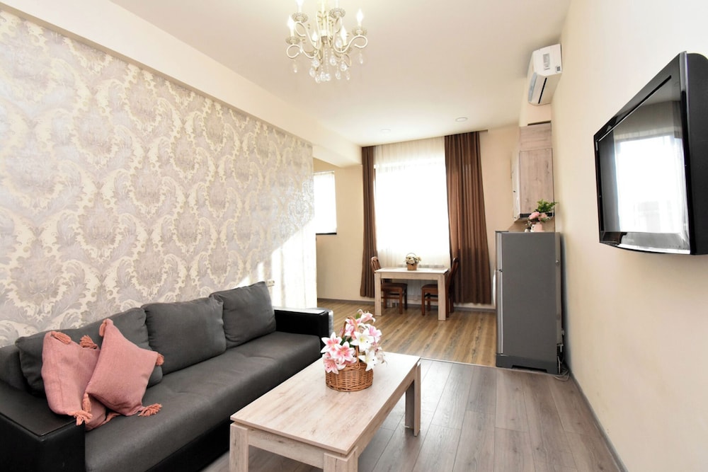 Comfort apartment on Teryan 8