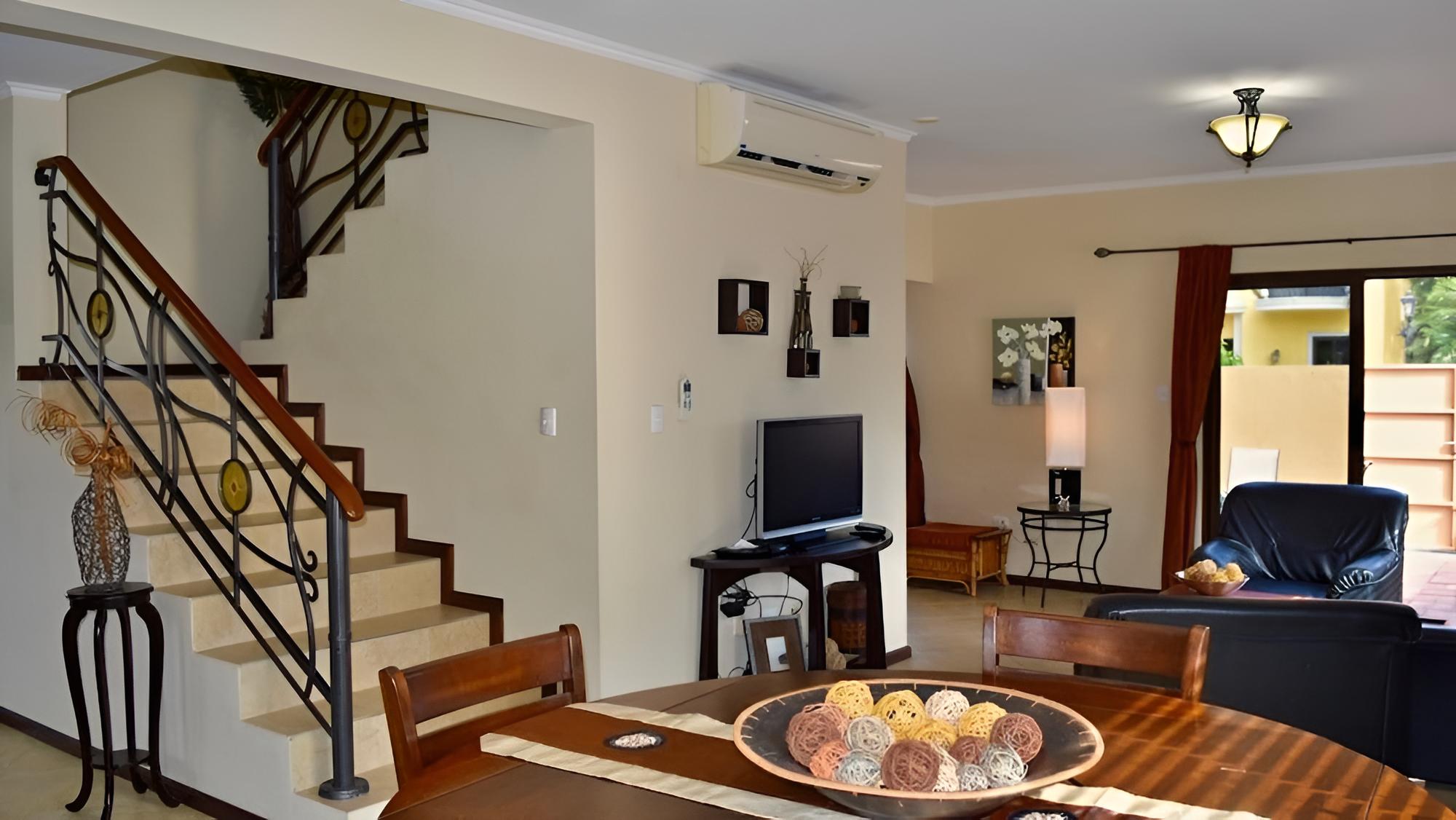Diamond Villa