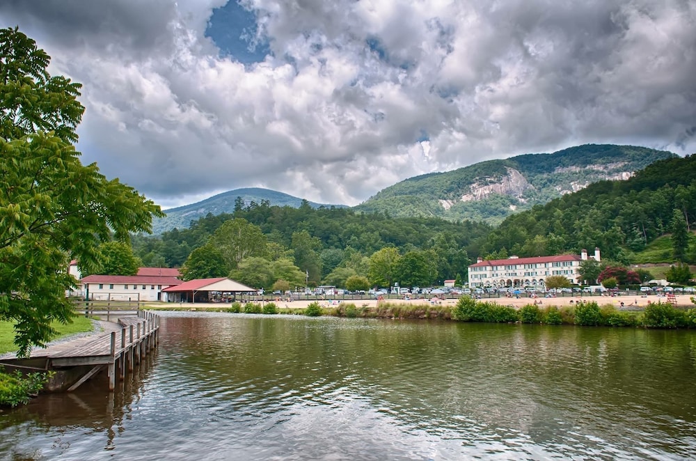 The 1927 Lake Lure Inn & Spa