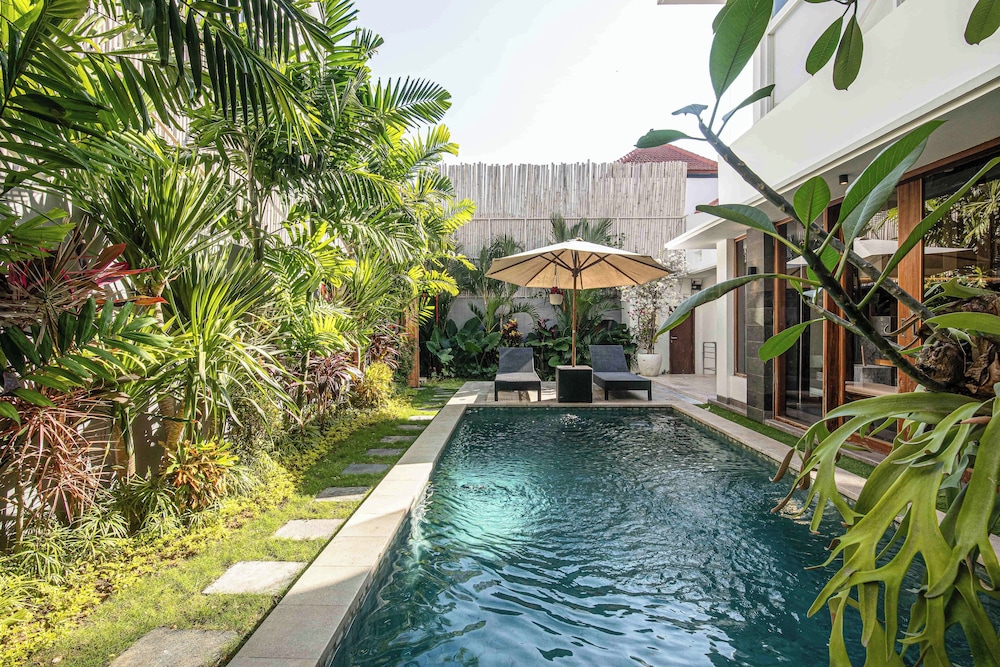 Elegant 3BR Oasis in the Heart of Seminyak