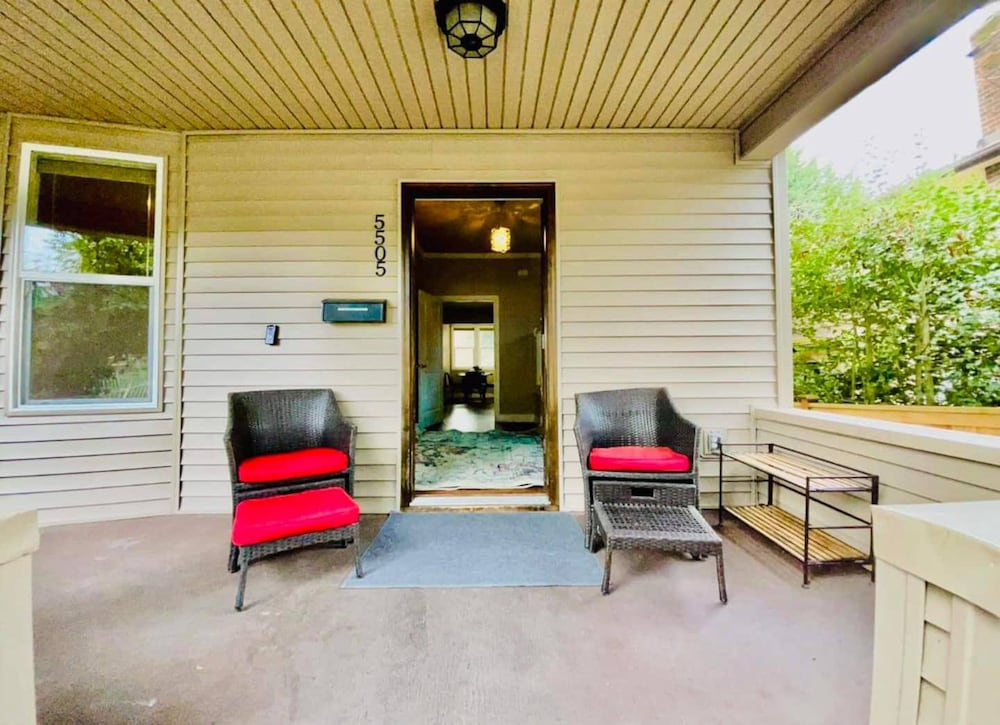Charming Stay in Marvelous Seattle
