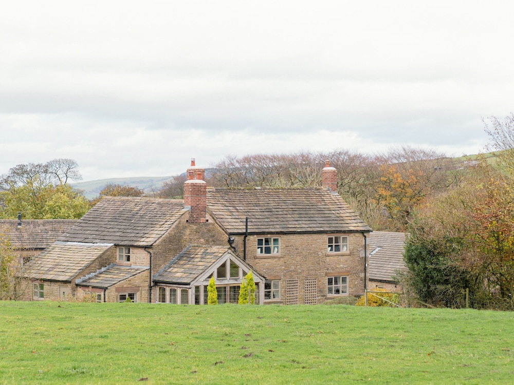Stag Cottage