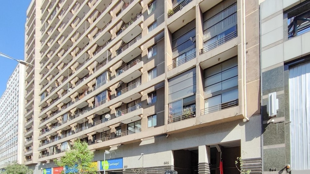 Merced Plaza Apart