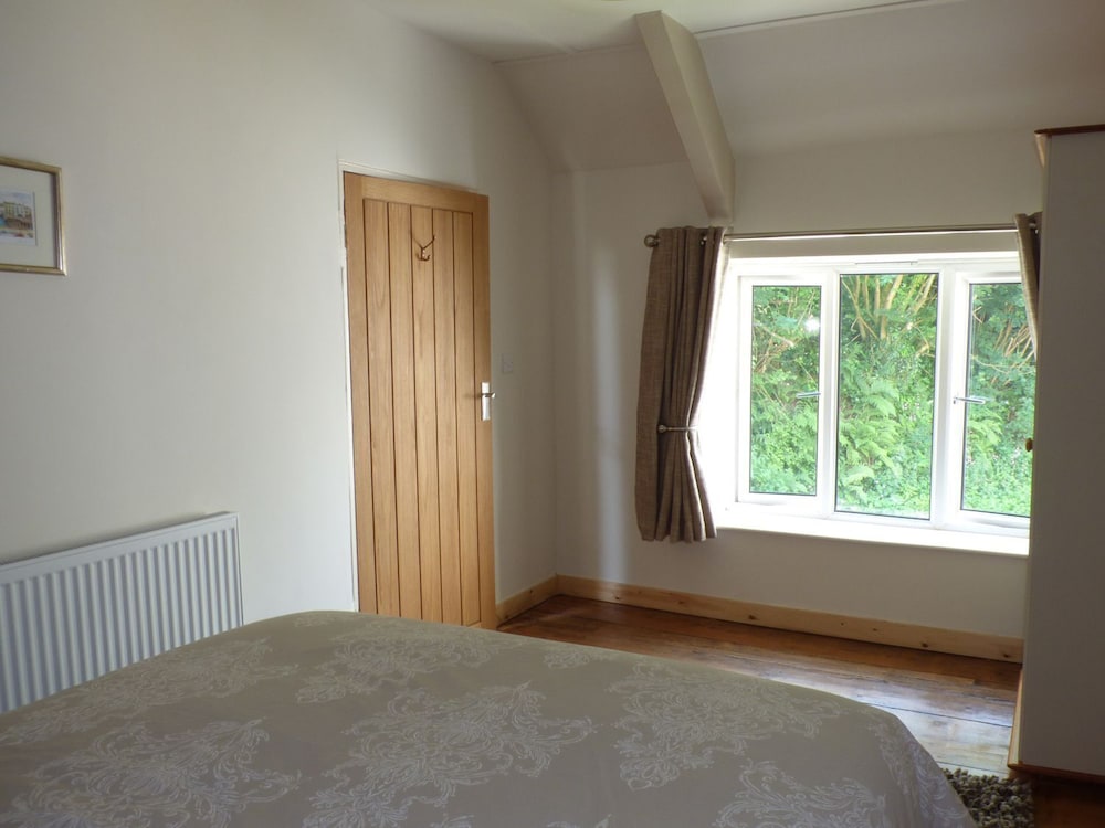 Spring Garden Cottage