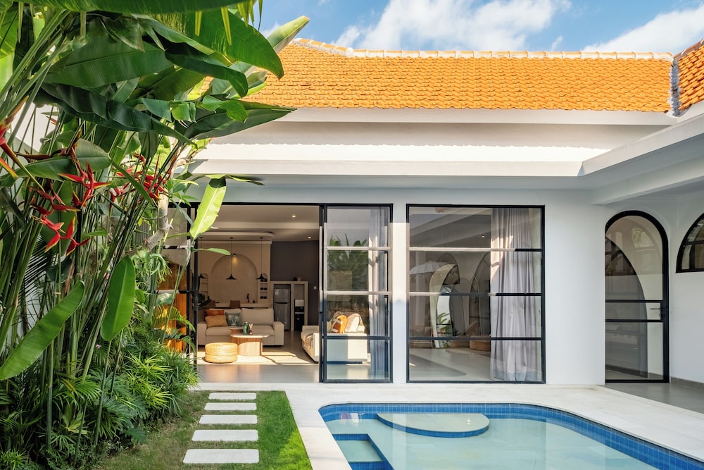 Villa Hamal by DVH Luxe Retreats 2BR