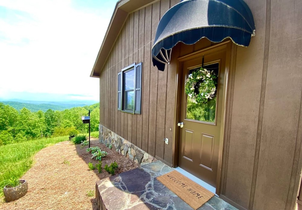 Private Cabin Blue Ridge Views Fireplace