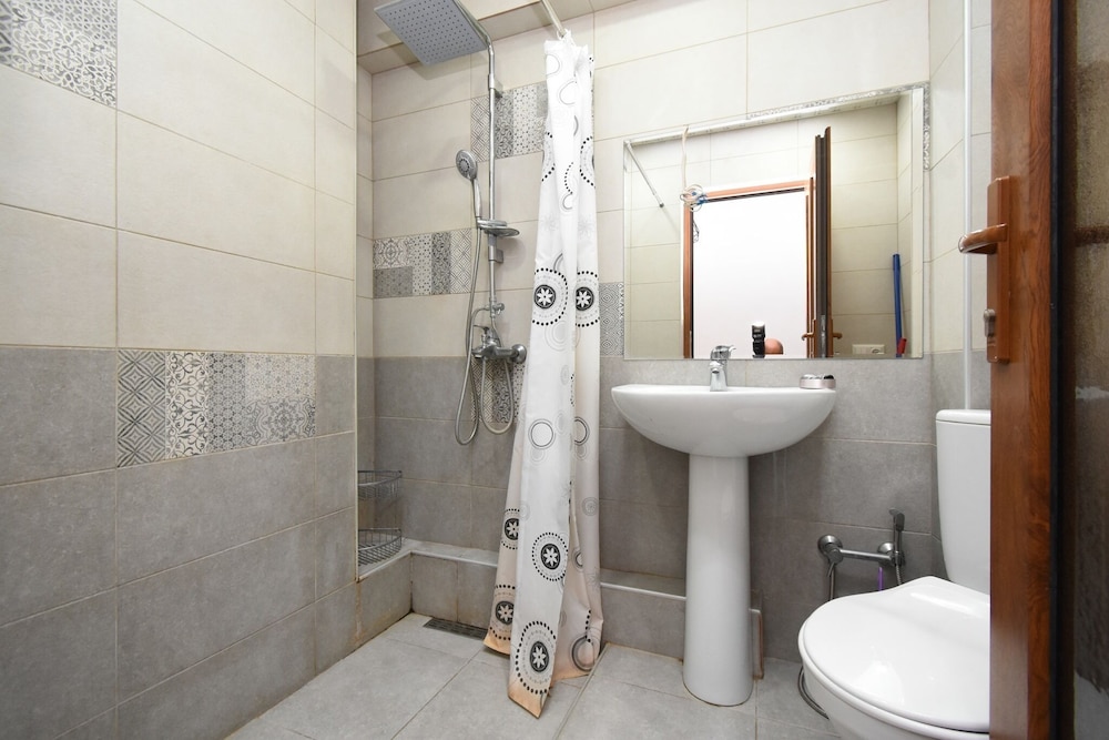 Sunny apartment on Pushkin street