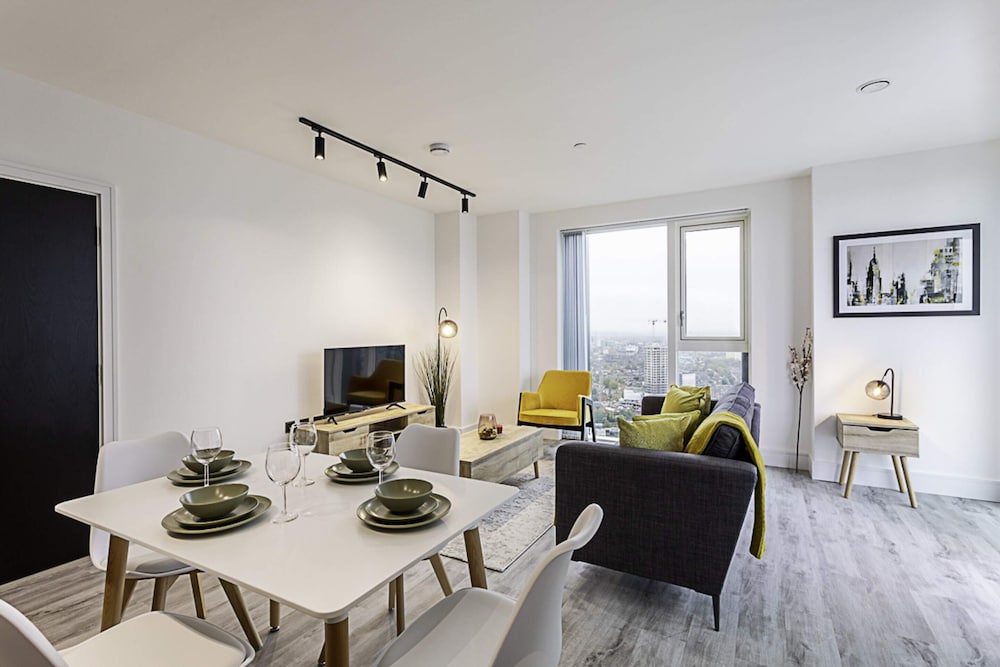 Icon Tower Flat IV
