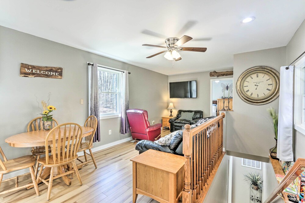 Knoxville Vacations - Peaceful Secluded Knoxville Retreat w/ Deck - Property Image 26