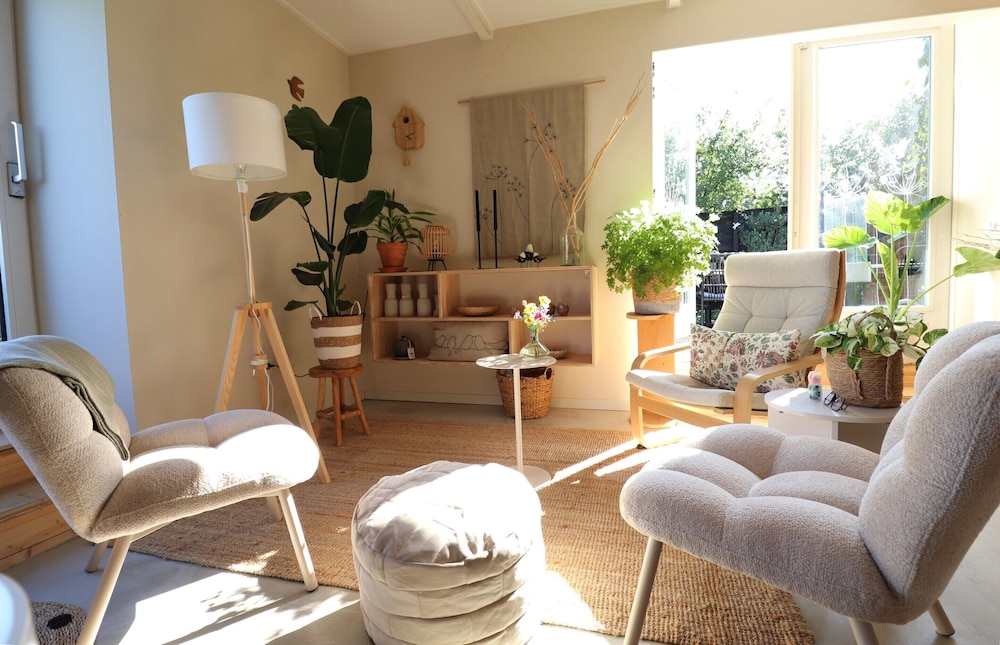 Beautifully Styled Studio Apartment