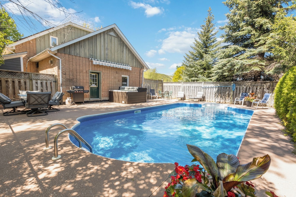 Liisa's Lodge