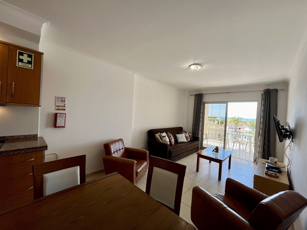 Monte Gordo Beach Ocean View 5 by Homing