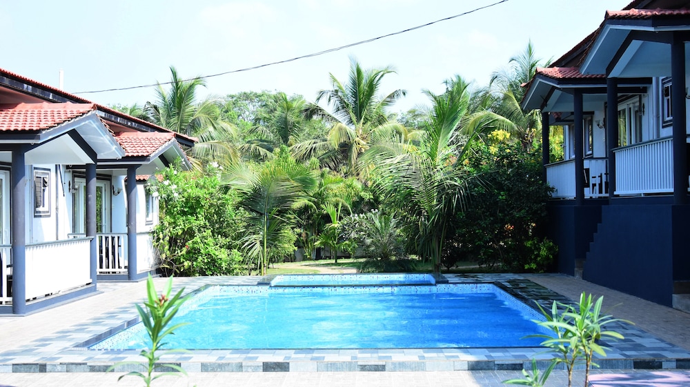 Vagator Retreat Resort With Swimming Pool
