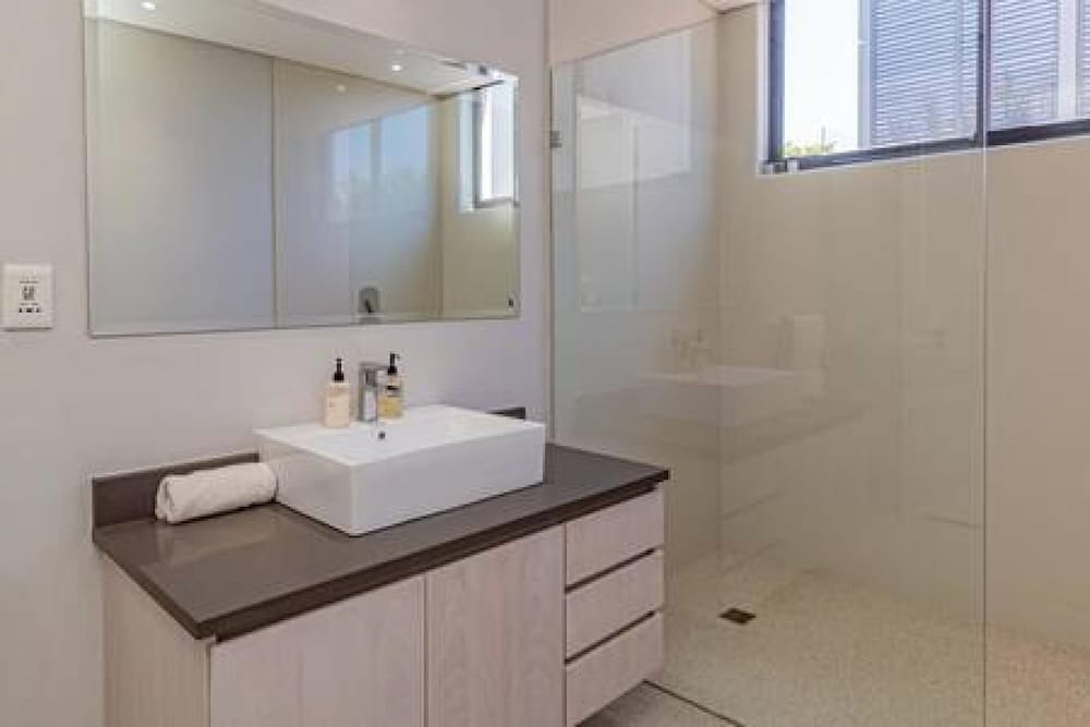 Large 3 Bedroom Apartment w Private Pool Casablanca