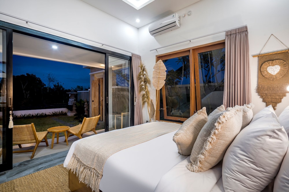 Villa Grateful by Alfred in Bali - Stunning 2BR Dream Villa With Ricefield View
