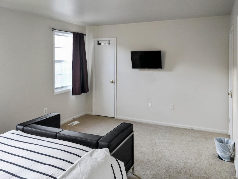Carriage Guest House - Property Image 19