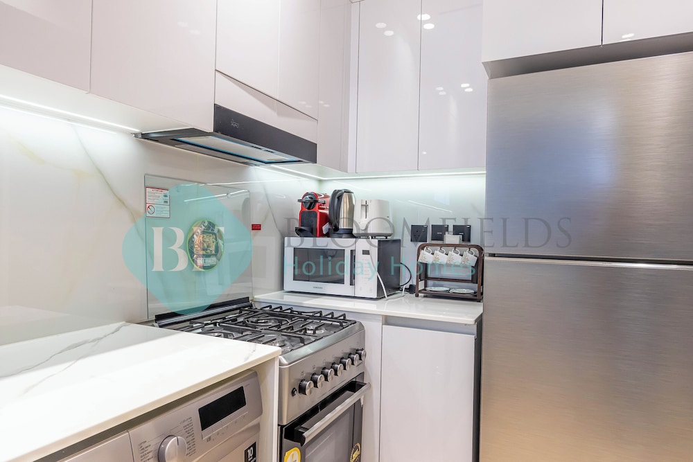 Bloomfield Stylish1BR Binghatti Heights